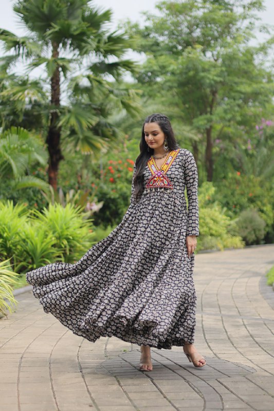 Ravishing Black Cotton Kutchi Gamthi Worked Navratri Gown - Ethnicwish