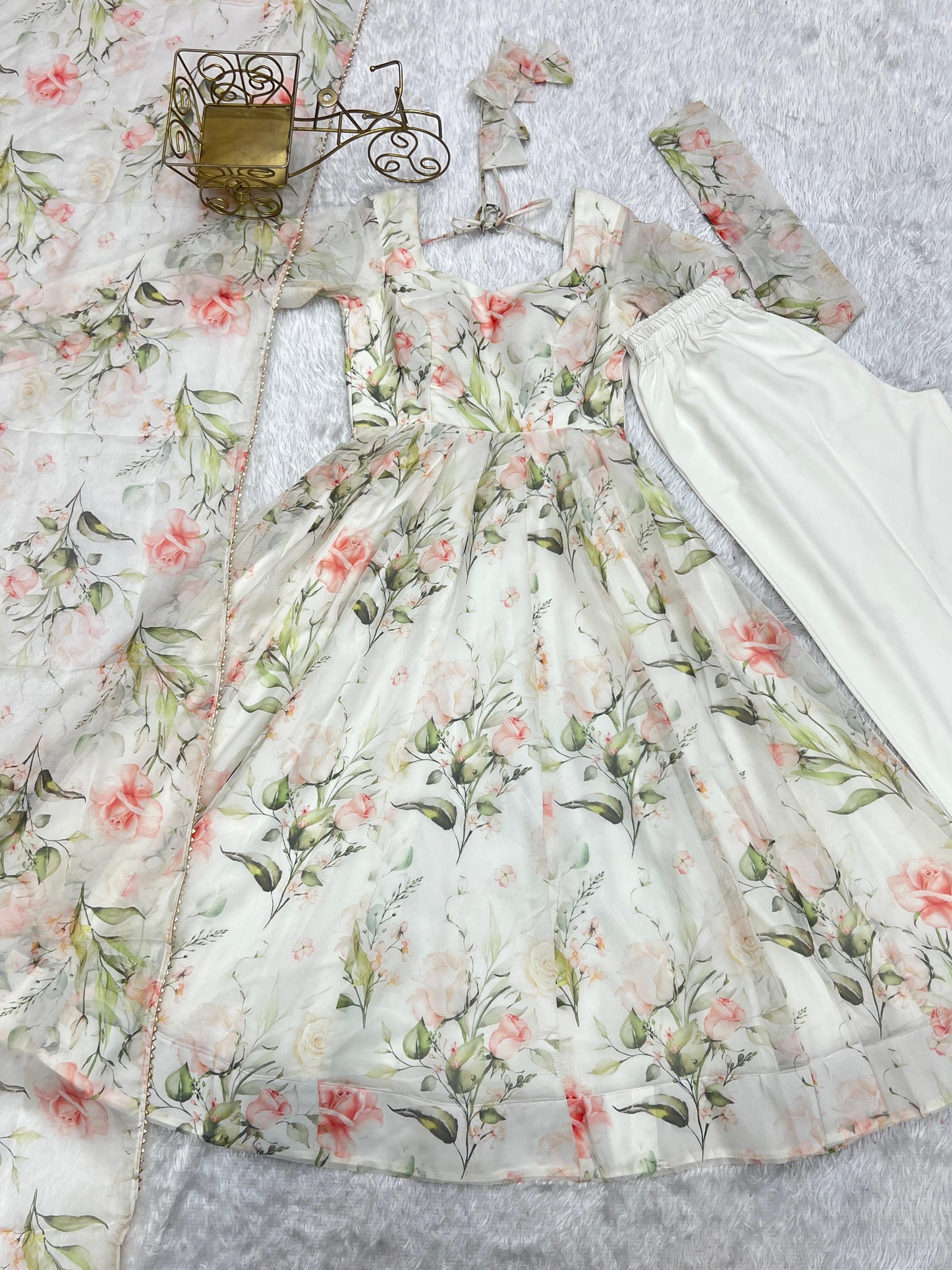 Fabulous White Pure Organza Silk Floral Printed Anarkali Pant Suit - Ethnicwish