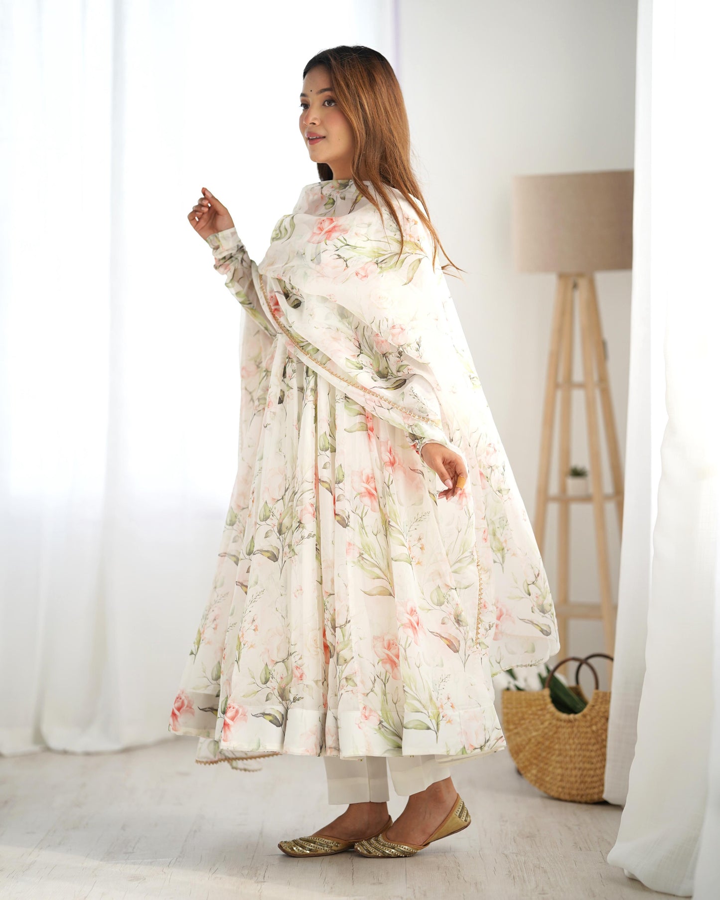 Fabulous White Pure Organza Silk Floral Printed Anarkali Pant Suit - Ethnicwish