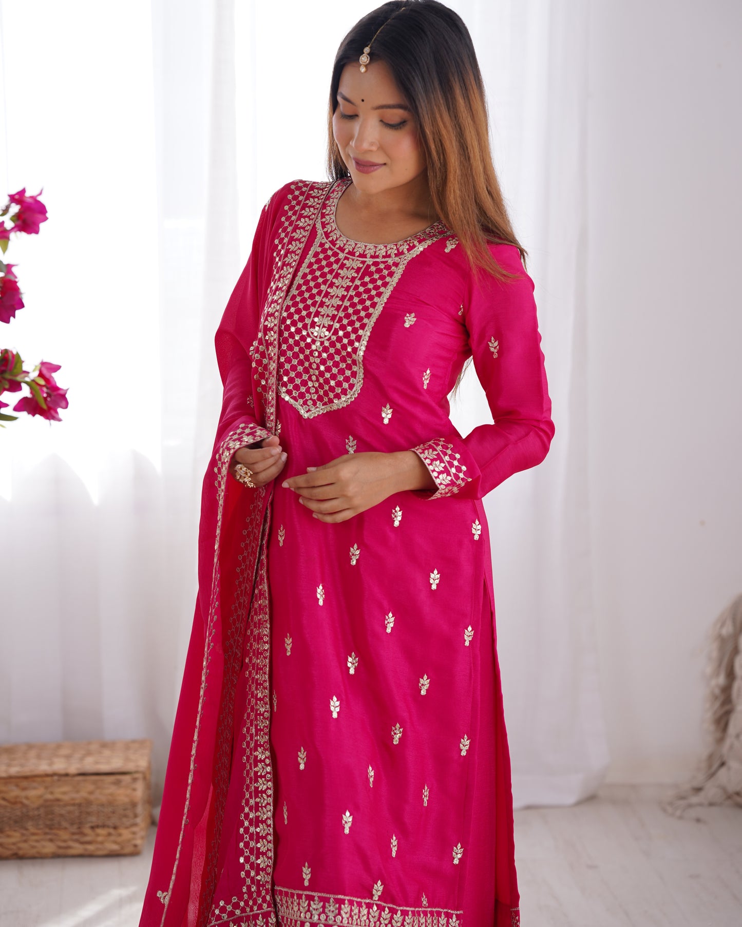 Elegant Embroidered Chinon Silk Kurta Set – A Touch of Royalty