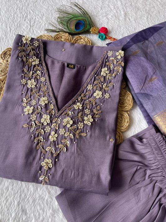 Splendid Light Lavender Roman Silk Handworked Kurta Pant Dupatta Set - Ethnicwish