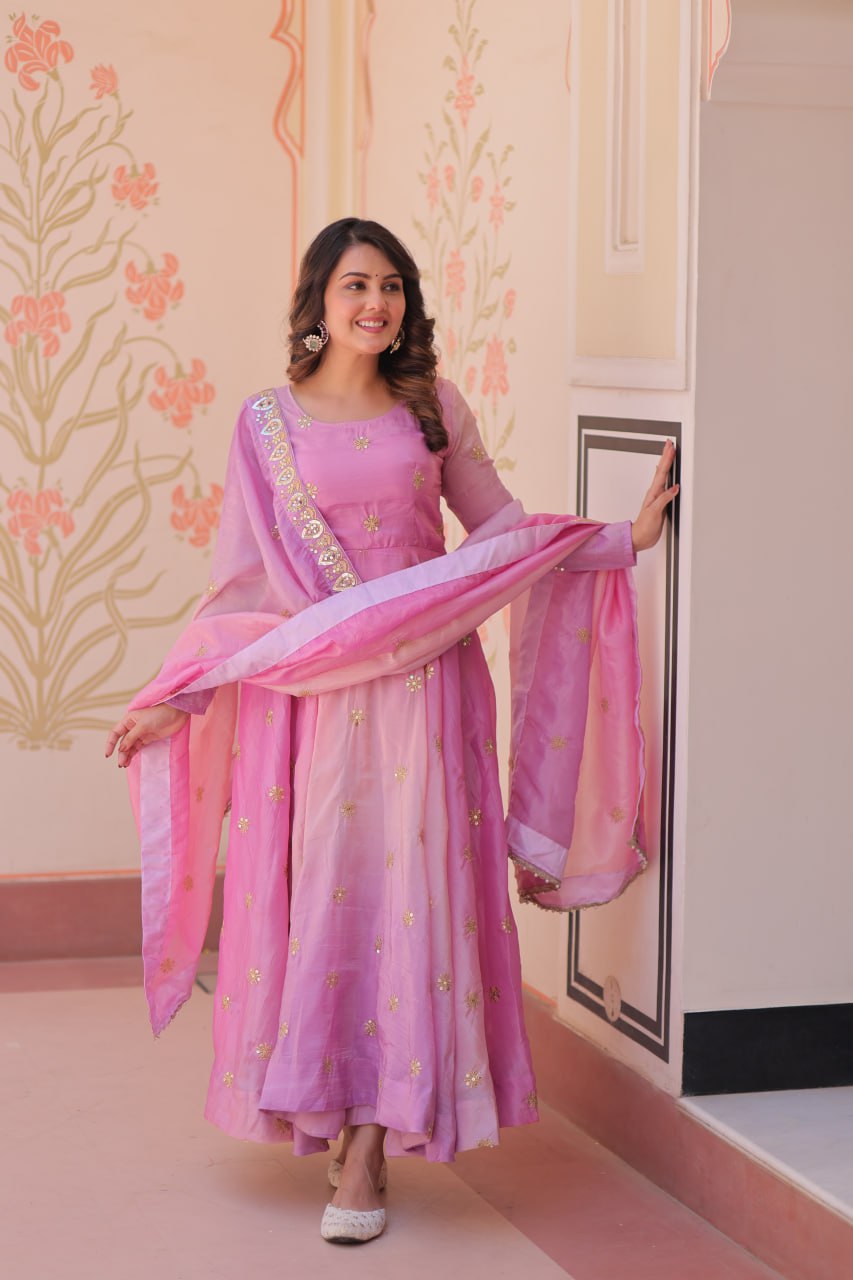 Premium Pedding Gold Organza Gown Set with Rich Sequins & Zari Work – 8 Mtr Umbrella Flair
