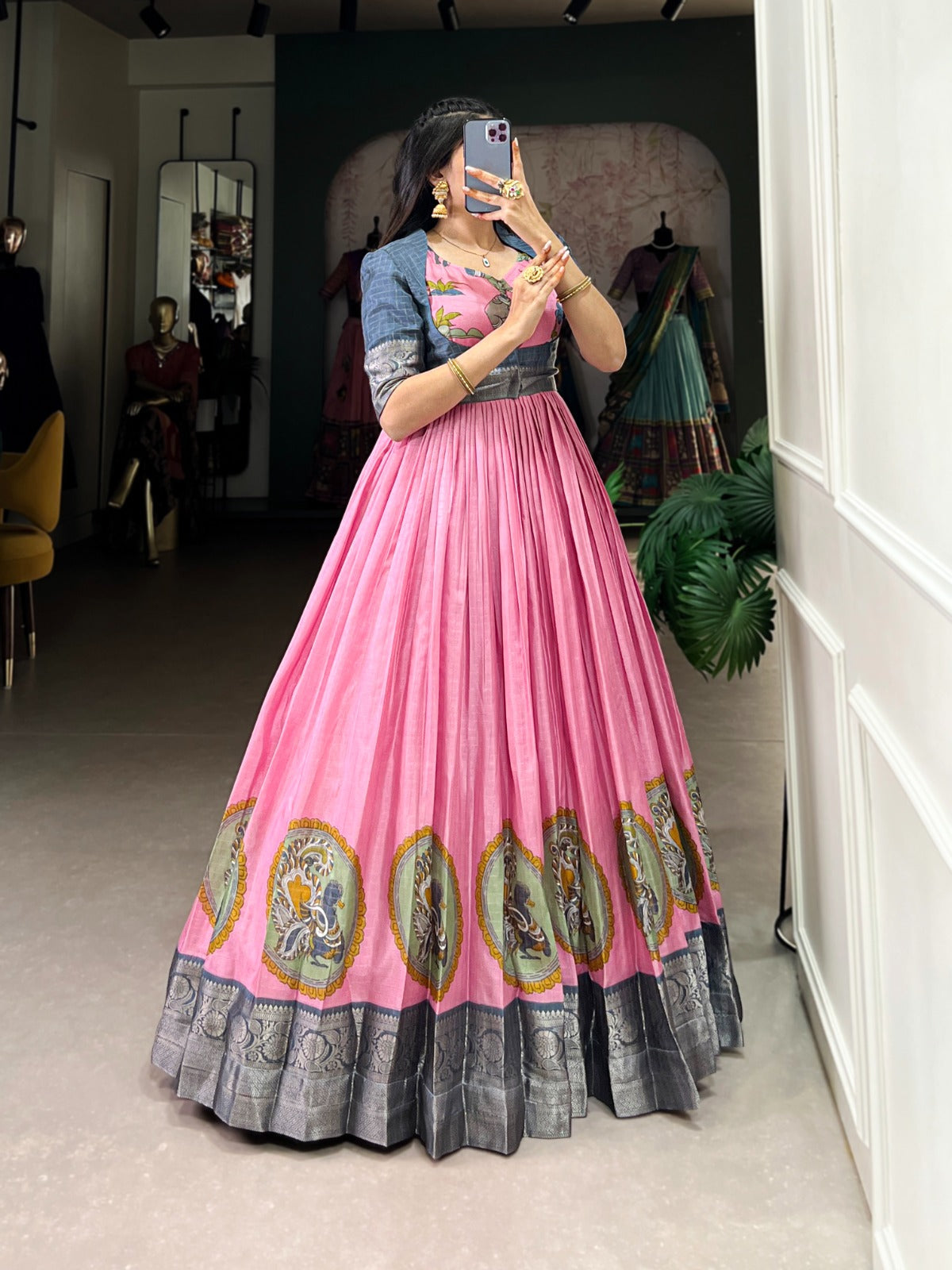 Radiant Dola Silk Kalamkari Printed Gown With Koti - Ethnicwish