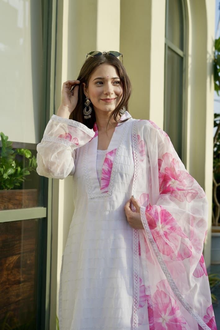 Posh White Organza Straight Kurta Pant With Dupatta Set - Ethnicwish