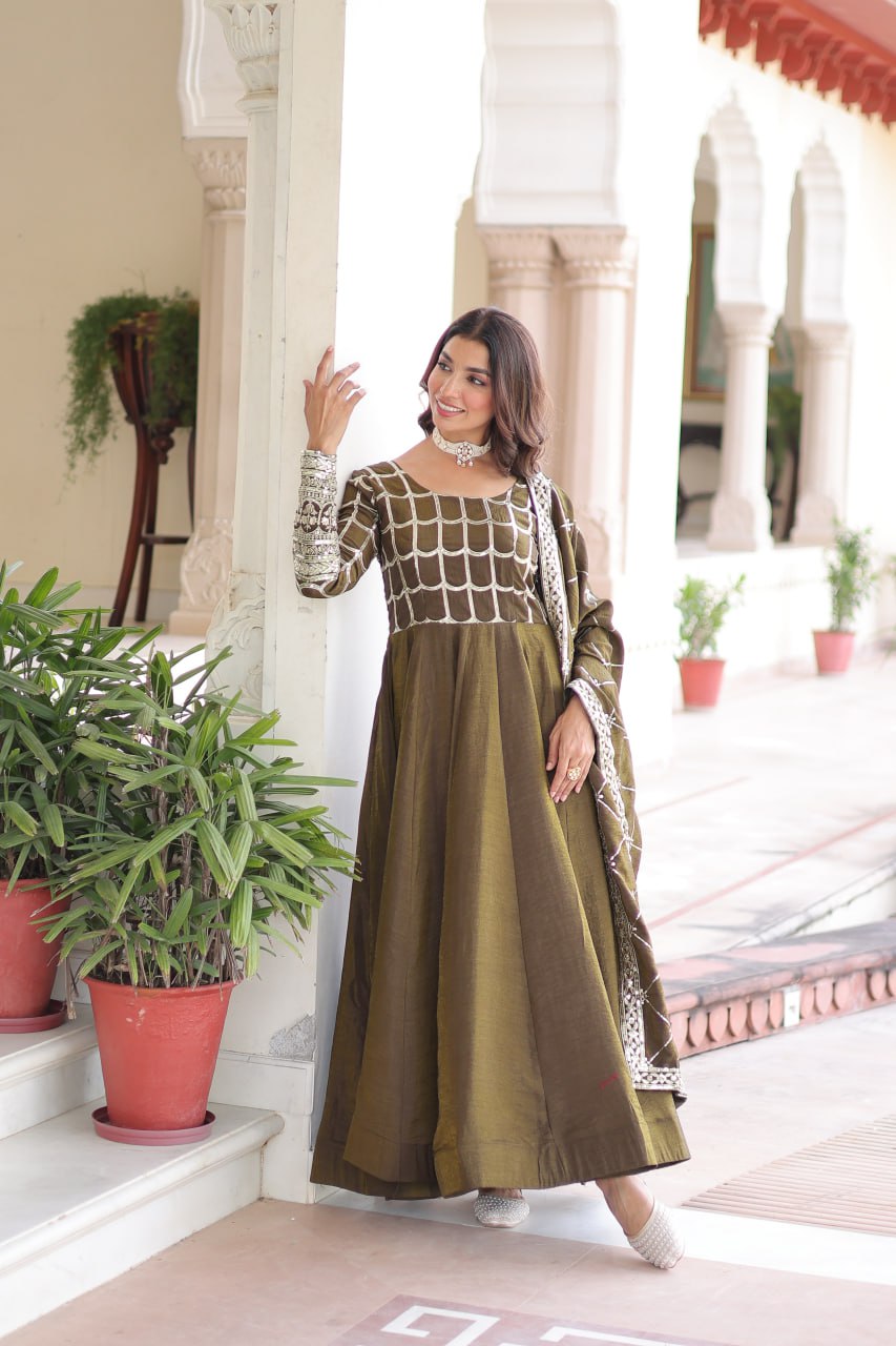 PREMIUM READYMADE  GOWN-DUPATTA SET