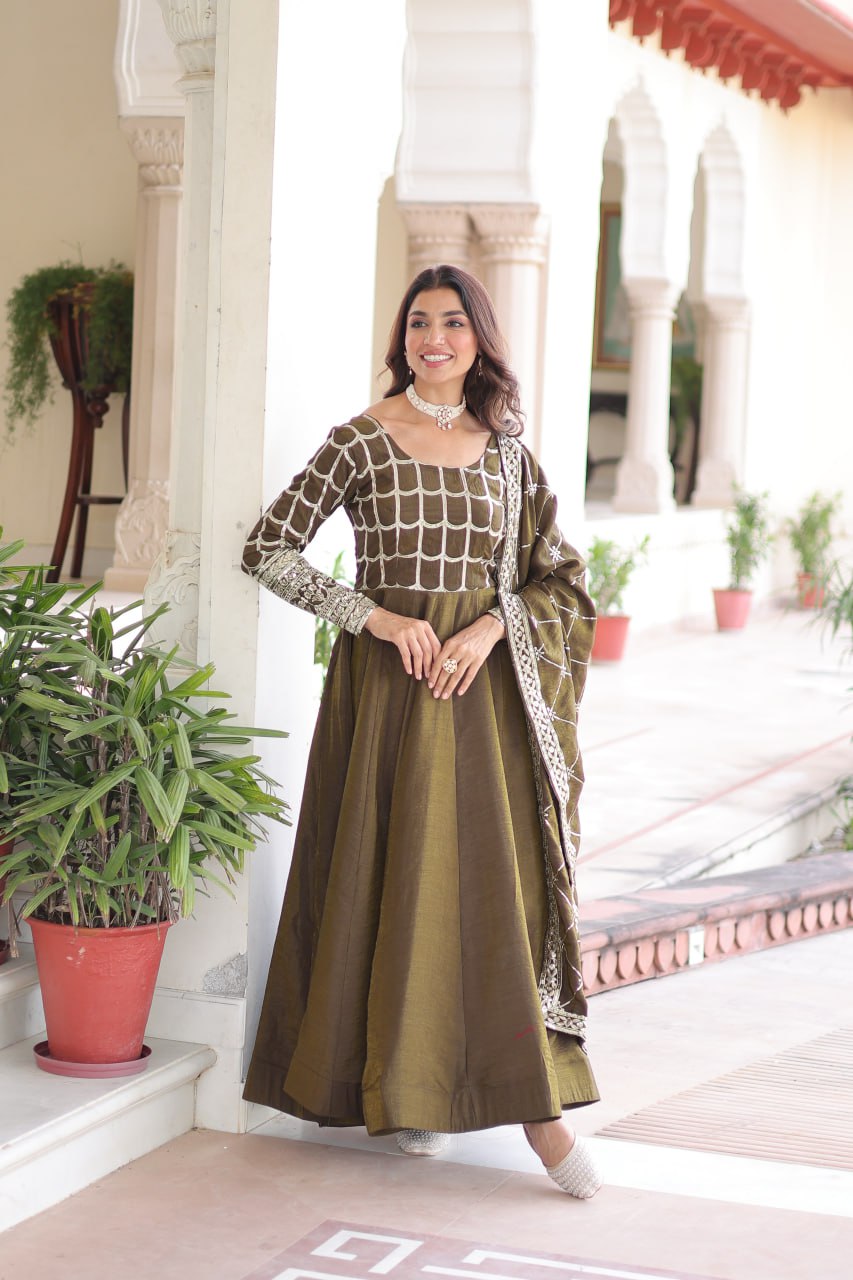 PREMIUM READYMADE  GOWN-DUPATTA SET
