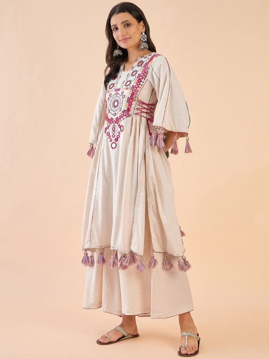 Bestseller Women Ethnic Embroidered Regular Mirror Kurta with Palazzos