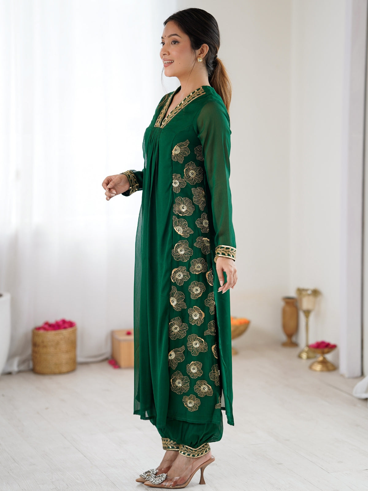 Emerald Green Embroidered Kurta Pant Set for Women