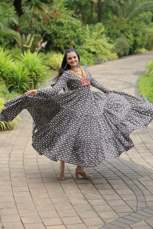 Ravishing Black Cotton Kutchi Gamthi Worked Navratri Gown - Ethnicwish