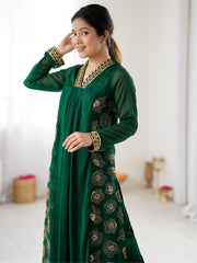Emerald Green Embroidered Kurta Pant Set for Women