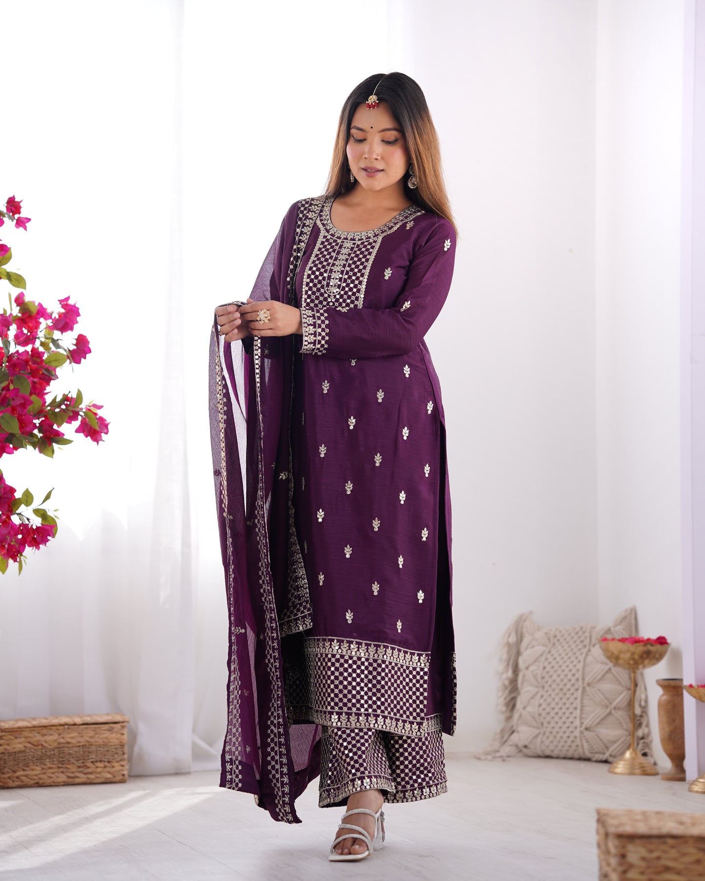 Elegant Embroidered Chinon Silk Kurta Set – A Touch of Royalty