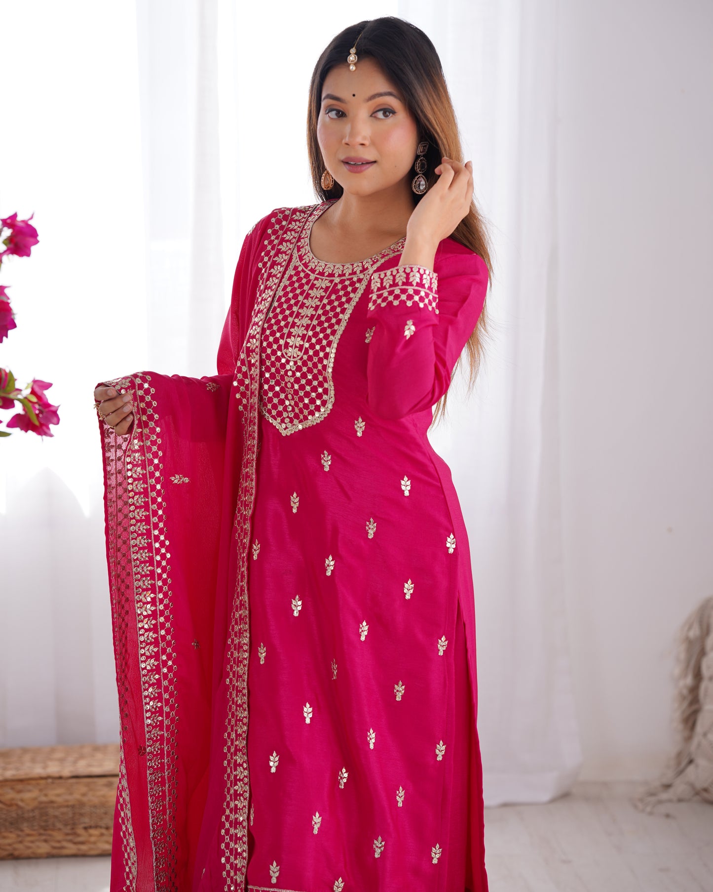 Elegant Embroidered Chinon Silk Kurta Set – A Touch of Royalty