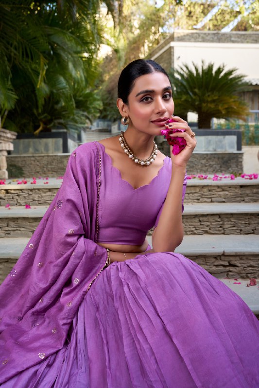 Resplendent Pure Chanderi Silk Zari Weaving Worked Lehenga Choli