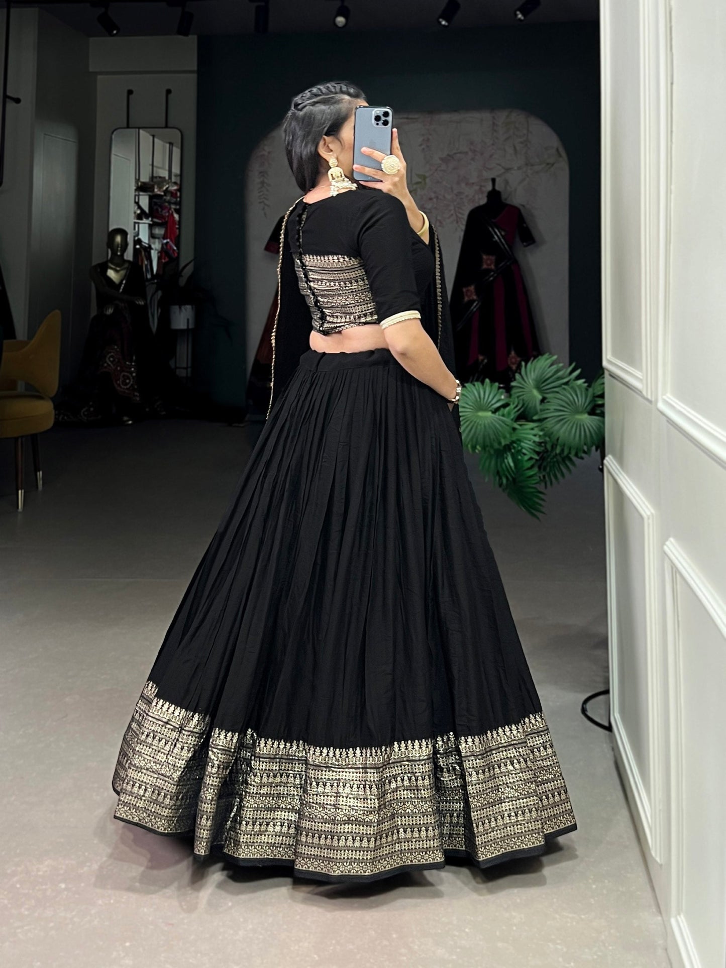 Resplendent Pure Chanderi Silk Zari Weaving Worked Lehenga Choli - Ethnicwish