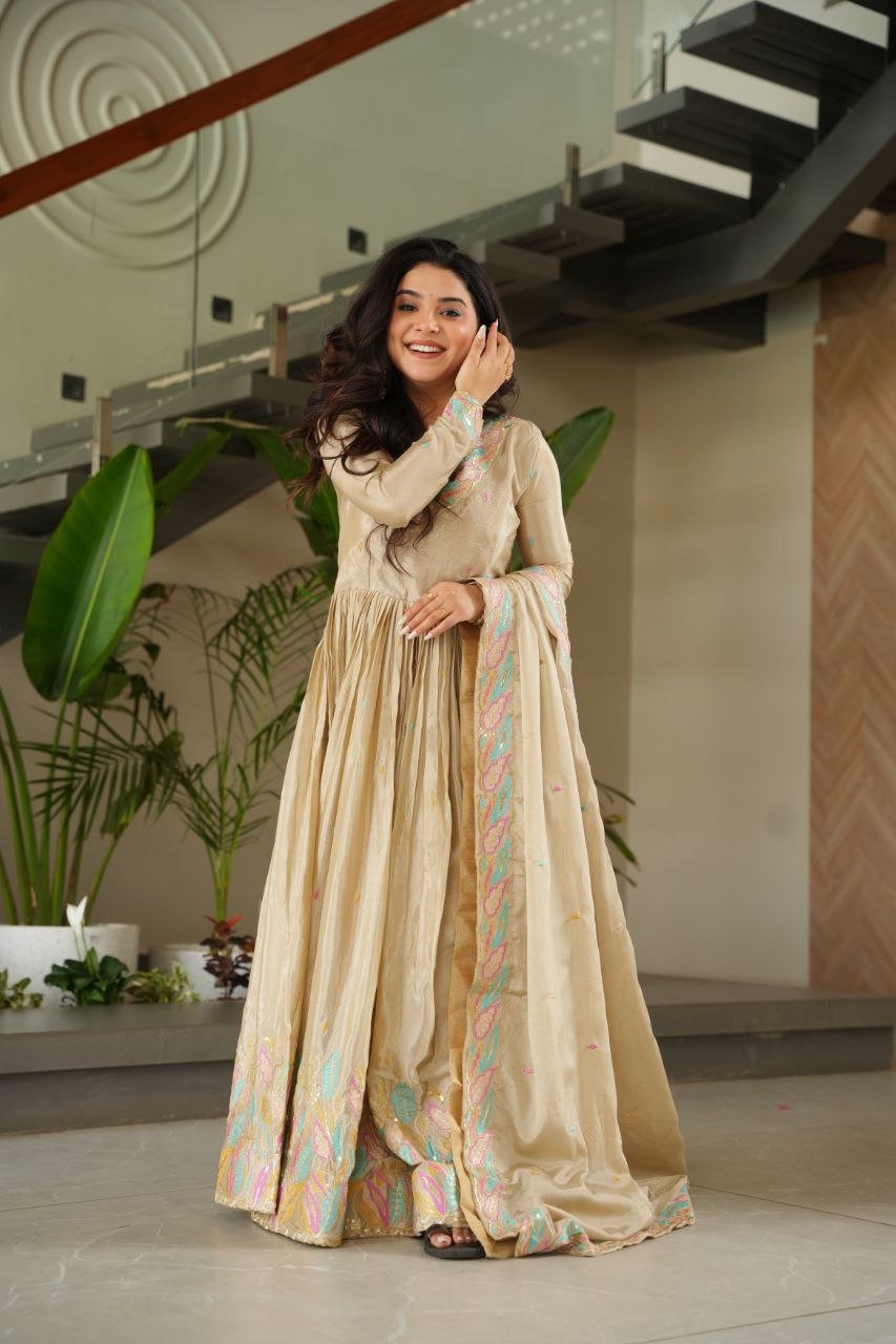 Chinnon Sequins & Thread Embroidered Gown Set – Fully Stitched & Ready to Wear