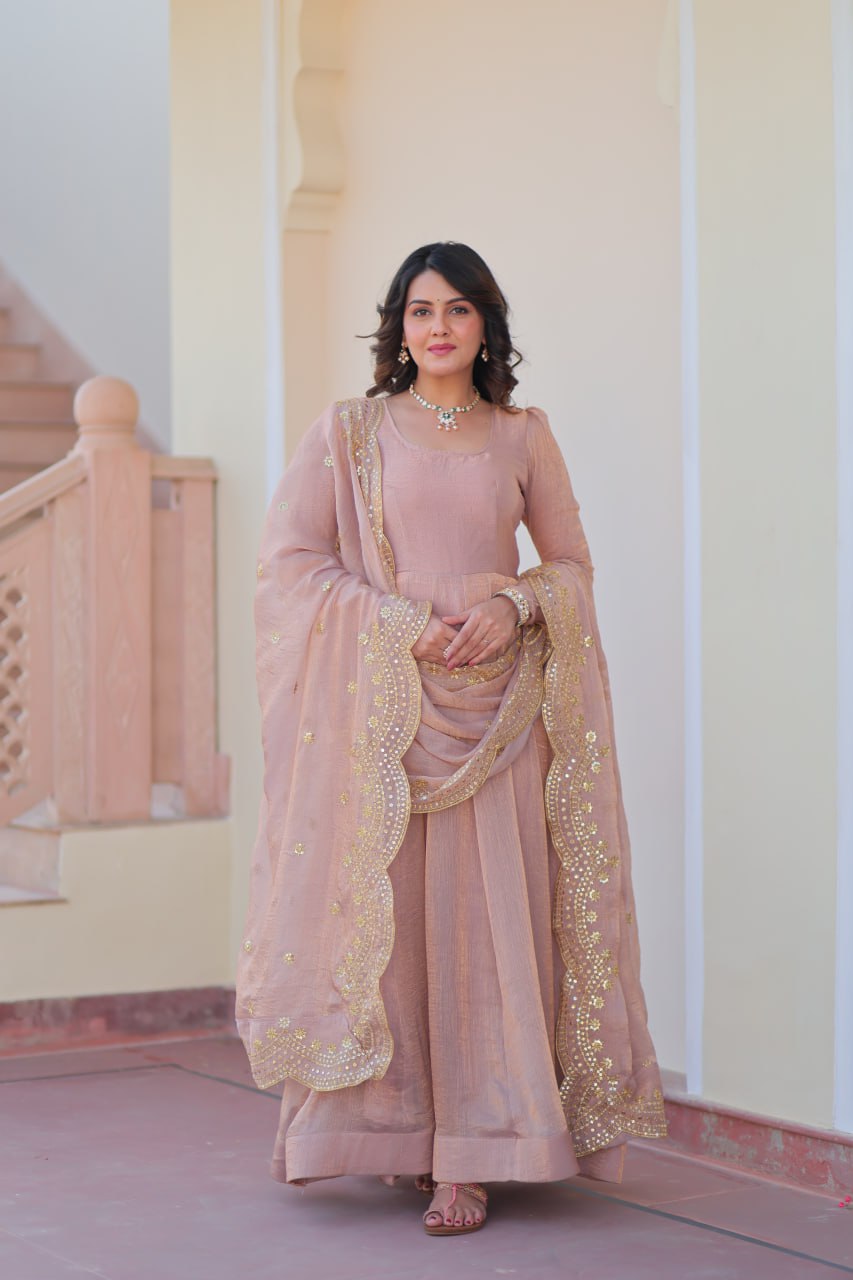 Appealing Fendy Chiffon Fully Stitched Gown With Dupatta