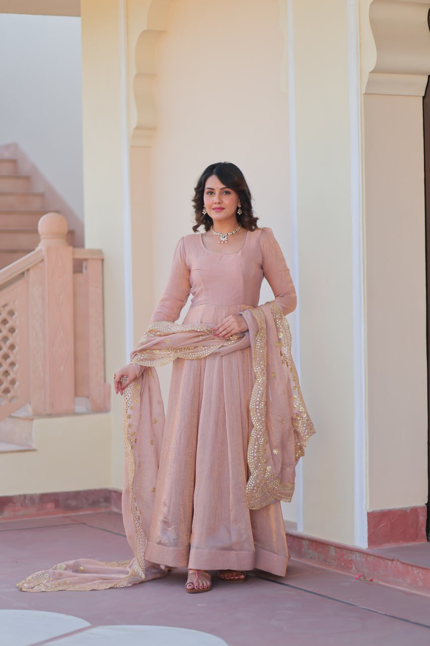 Appealing Fendy Chiffon Fully Stitched Gown With Dupatta