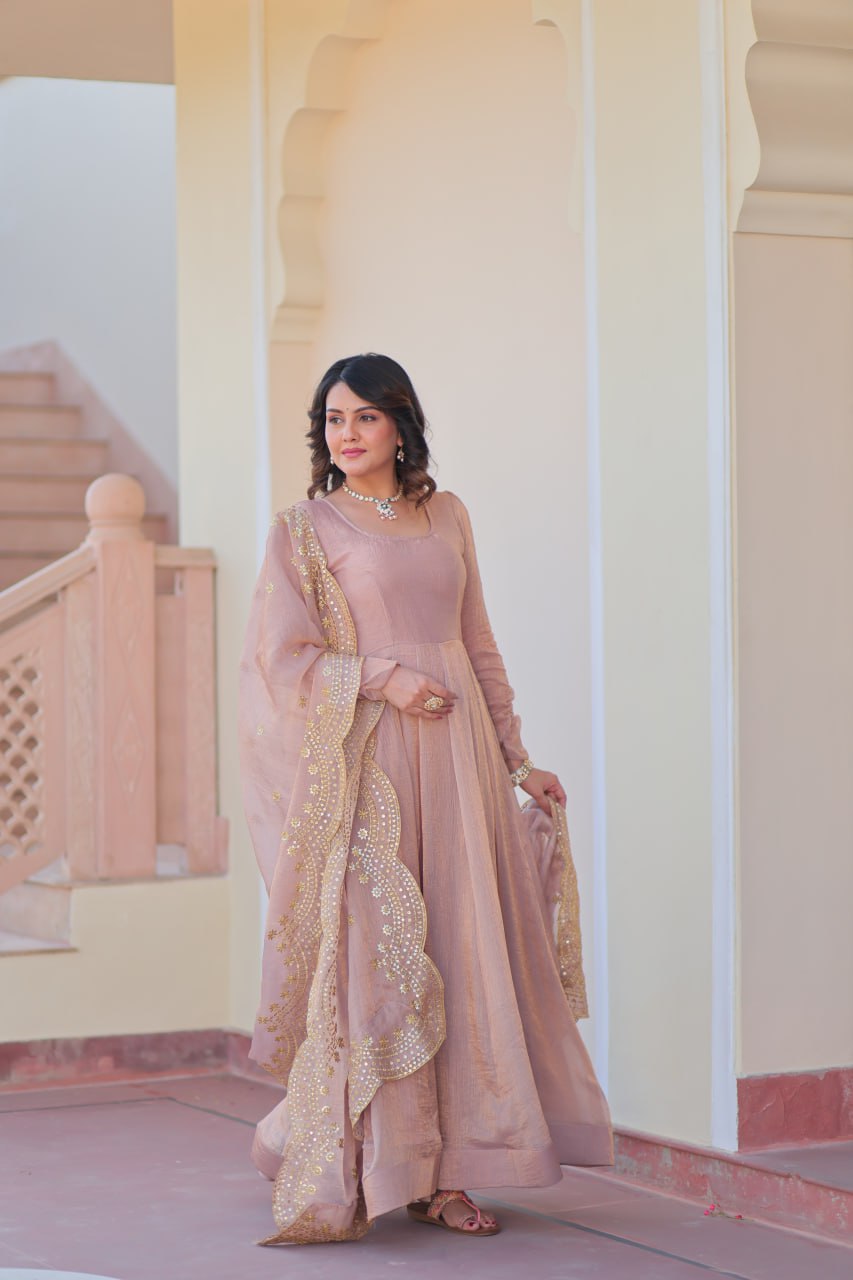 Appealing Fendy Chiffon Fully Stitched Gown With Dupatta