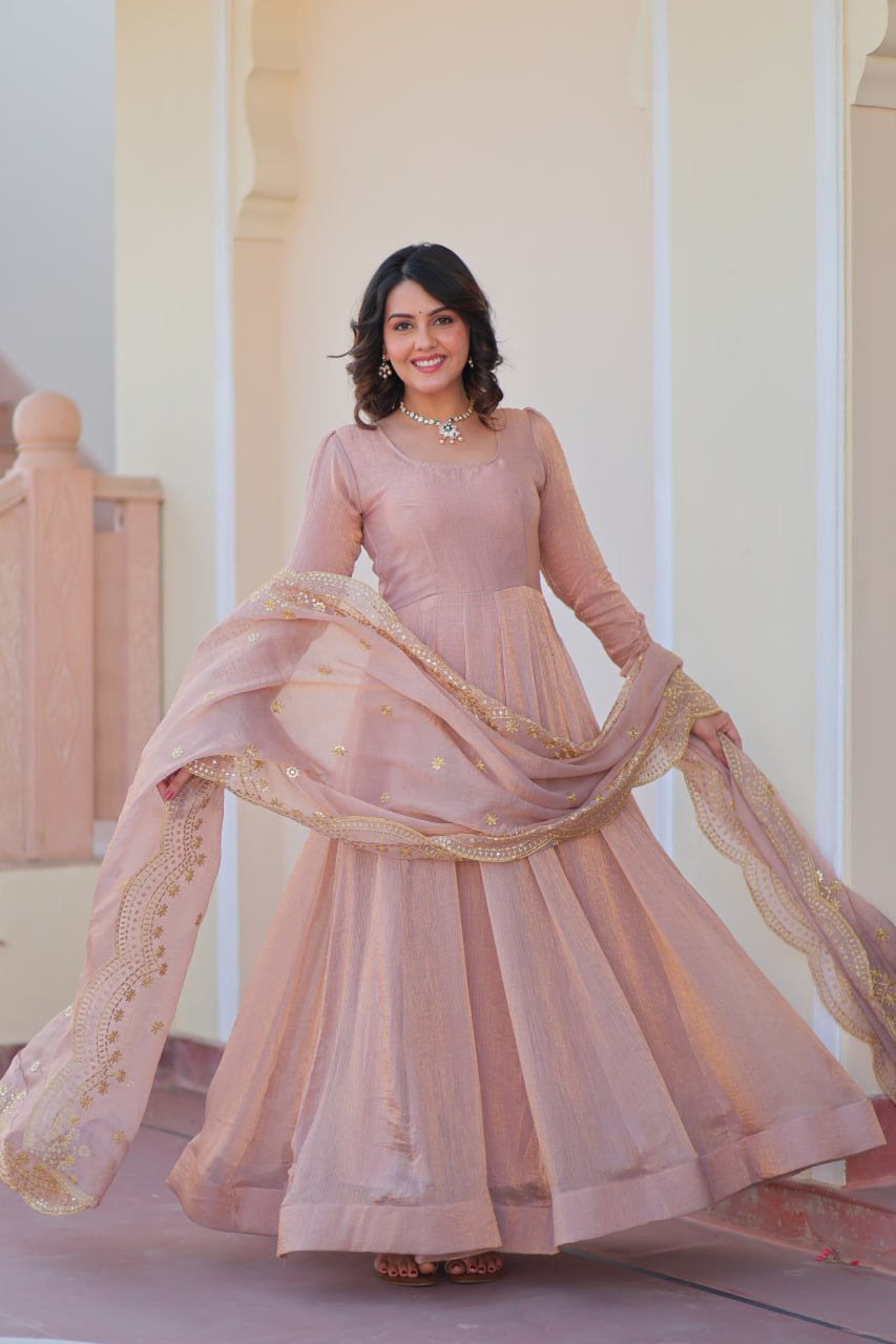 Appealing Fendy Chiffon Fully Stitched Gown With Dupatta