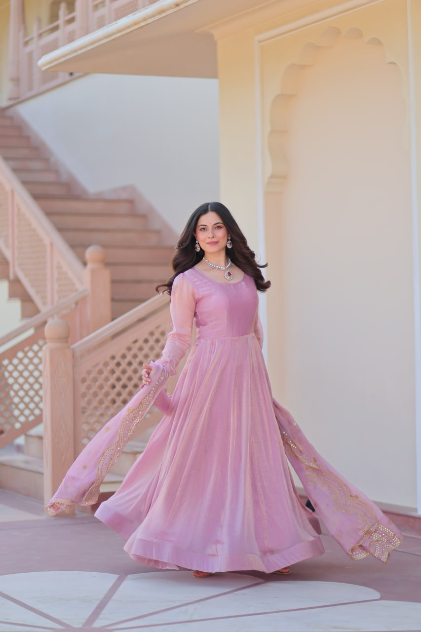 Appealing Fendy Chiffon Fully Stitched Gown With Dupatta