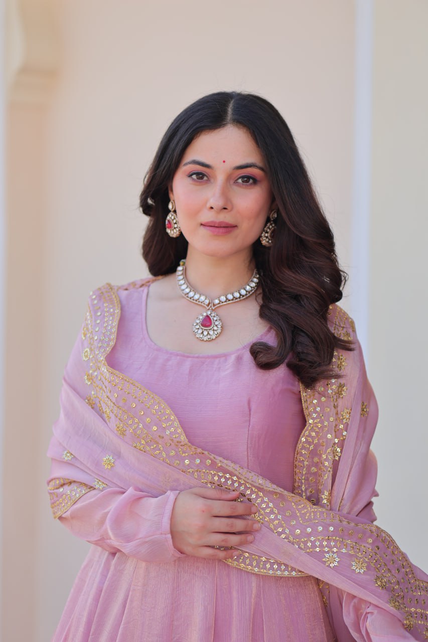 Appealing Fendy Chiffon Fully Stitched Gown With Dupatta