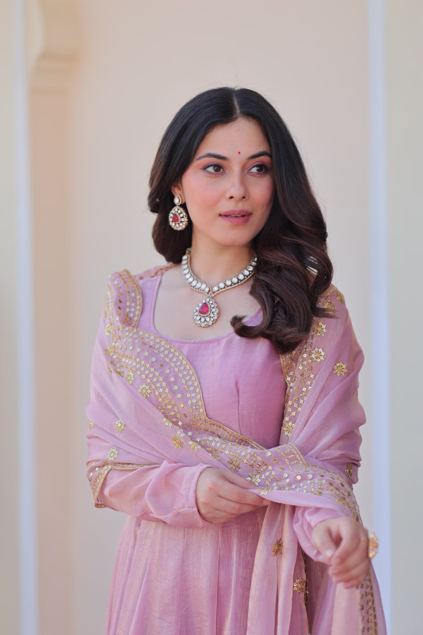 Appealing Fendy Chiffon Fully Stitched Gown With Dupatta