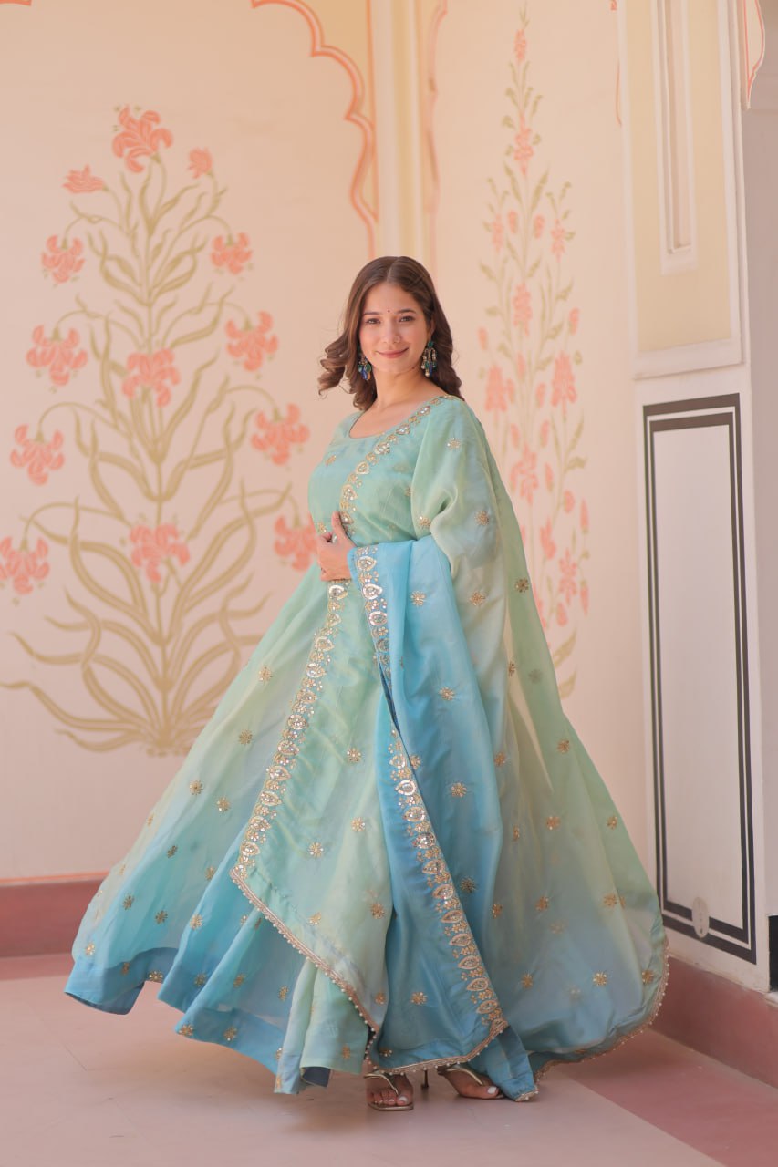 Premium Pedding Gold Organza Gown Set with Rich Sequins & Zari Work – 8 Mtr Umbrella Flair