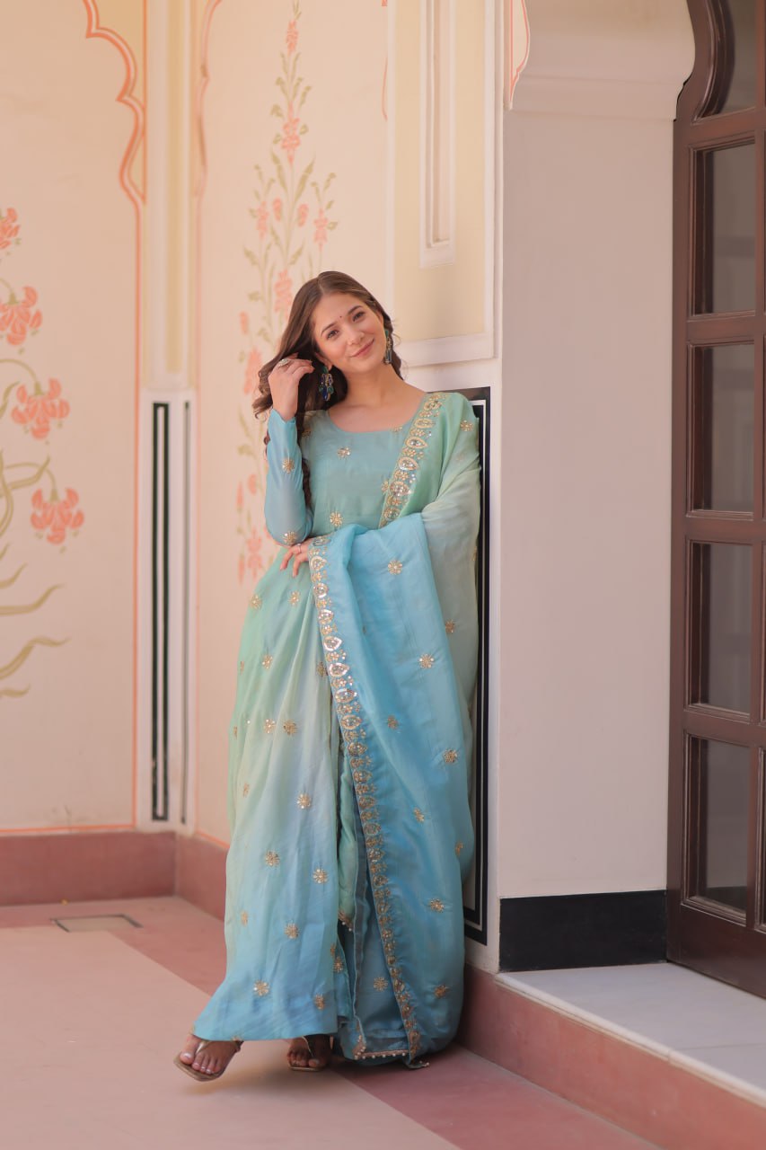 Premium Pedding Gold Organza Gown Set with Rich Sequins & Zari Work – 8 Mtr Umbrella Flair