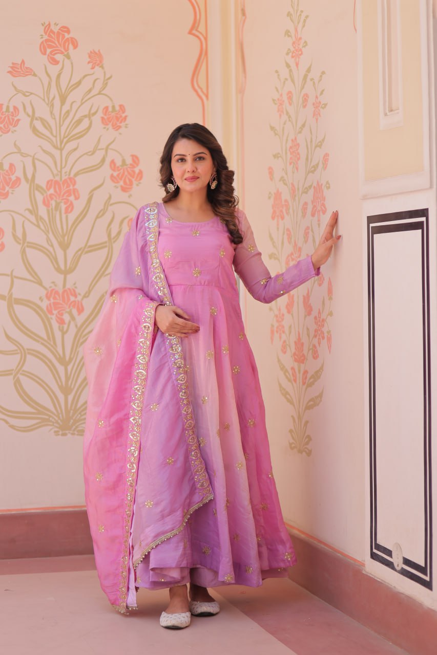 Premium Pedding Gold Organza Gown Set with Rich Sequins & Zari Work – 8 Mtr Umbrella Flair