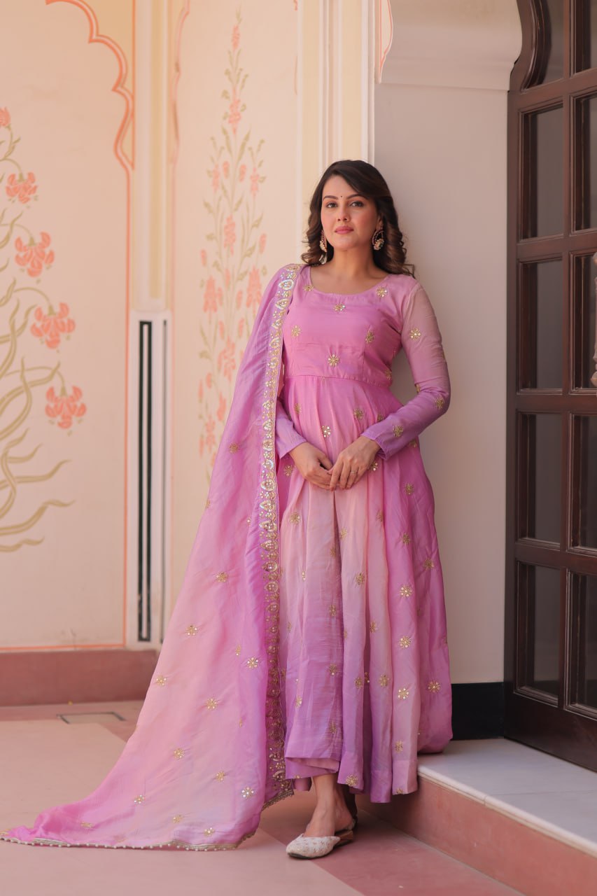 Premium Pedding Gold Organza Gown Set with Rich Sequins & Zari Work – 8 Mtr Umbrella Flair