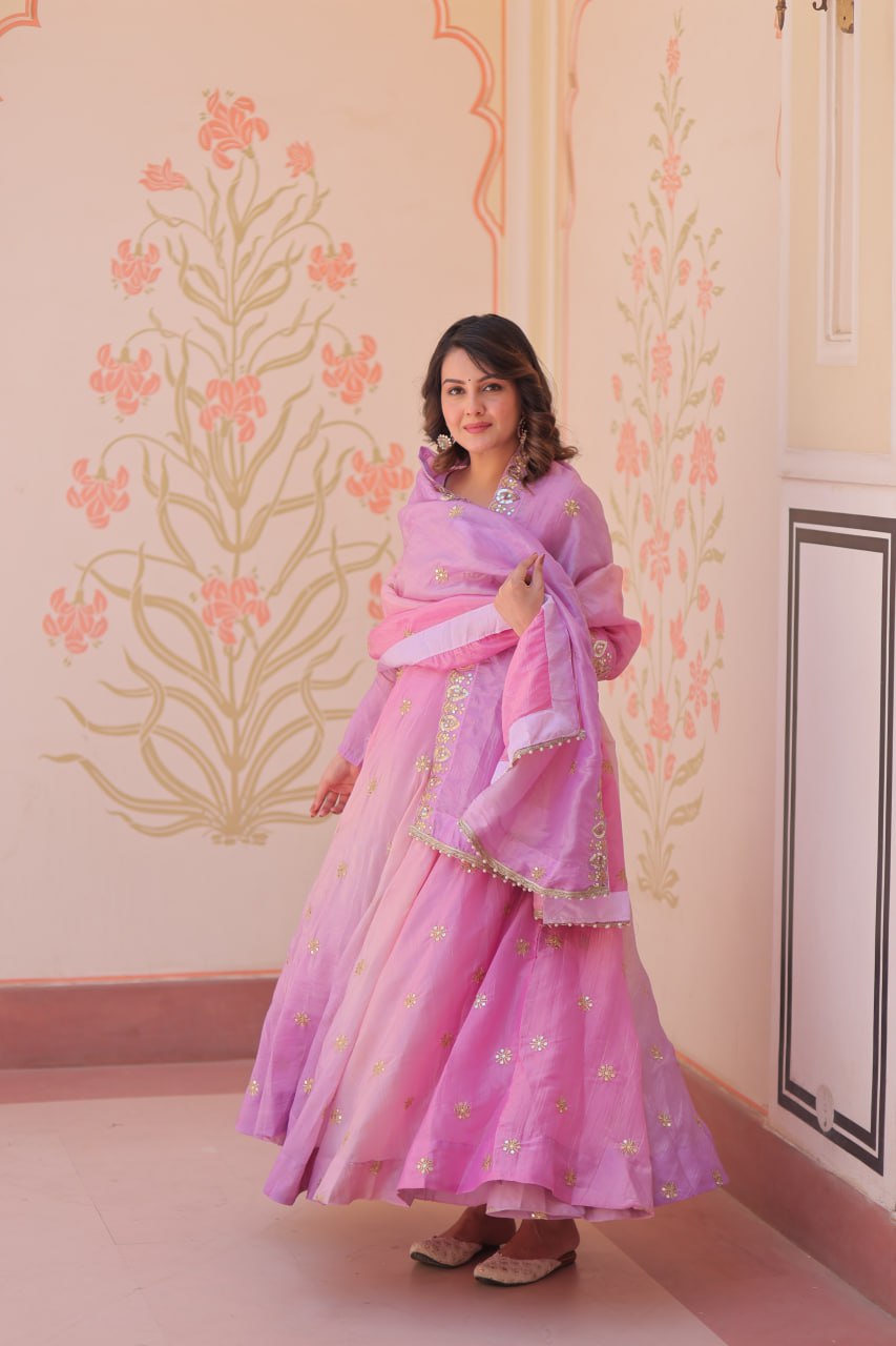 Premium Pedding Gold Organza Gown Set with Rich Sequins & Zari Work – 8 Mtr Umbrella Flair