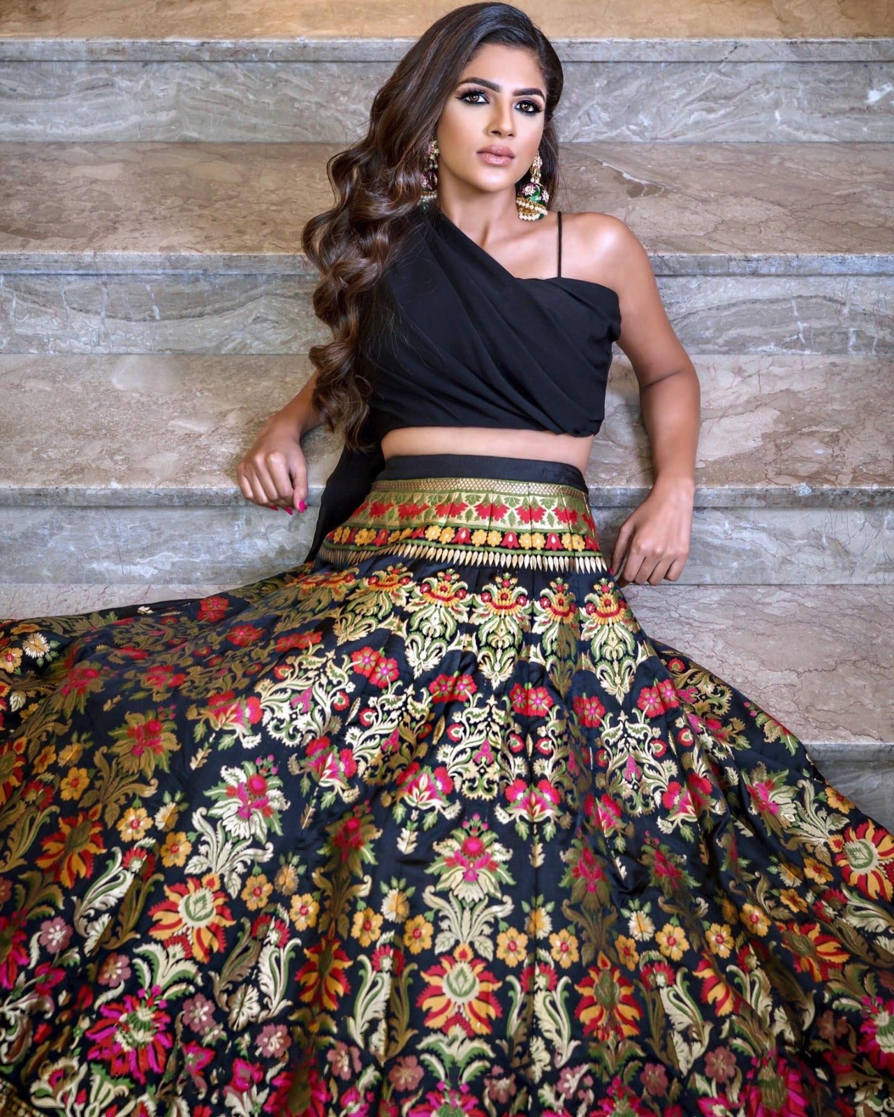 Resplendent Banarasi Silk Zari Weaving Worked Lehenga With Blouse - Ethnicwish