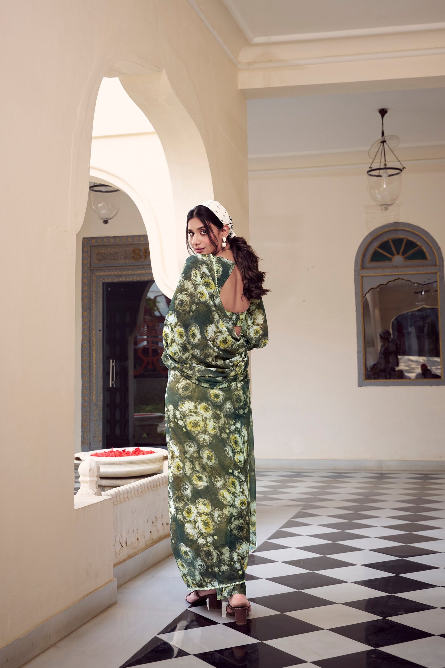 Elegant Floral Printed Saree with Pearl Lace Border